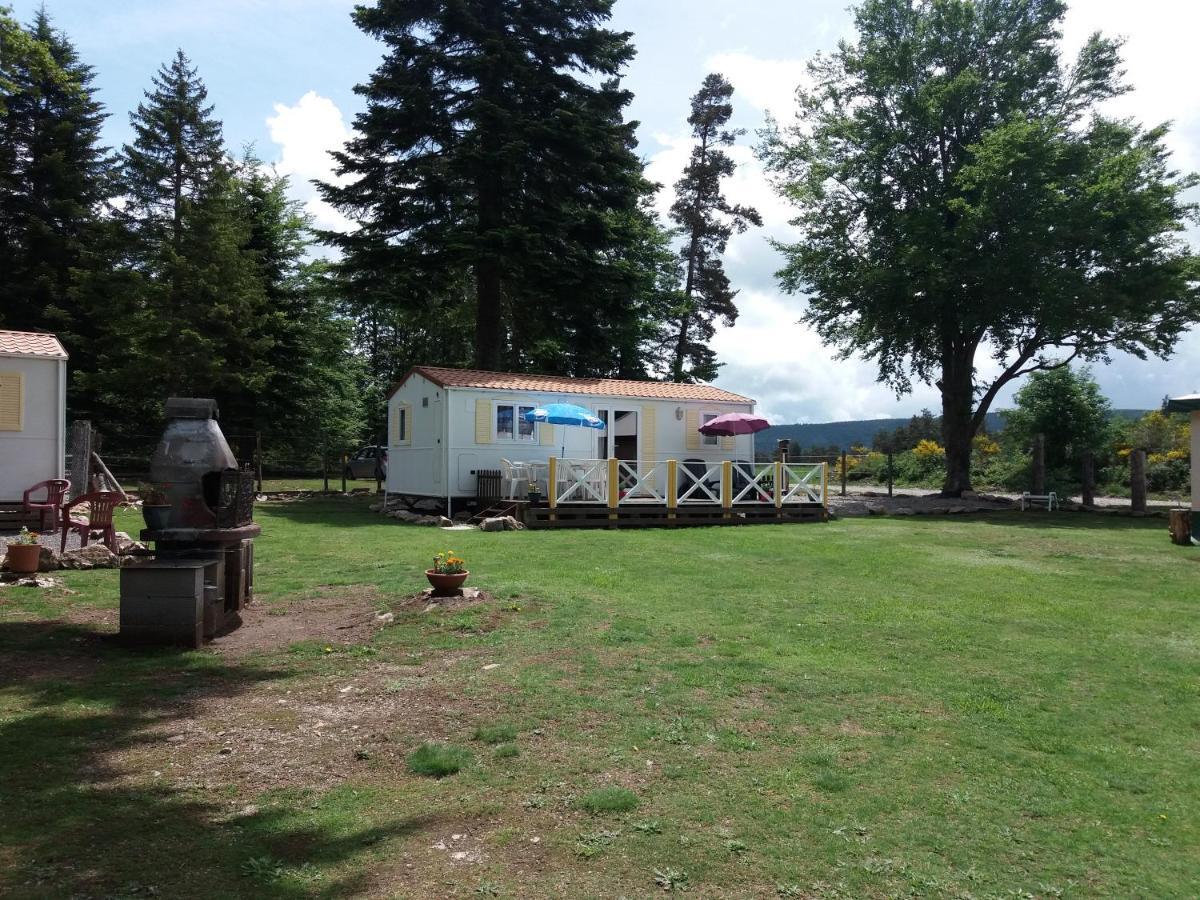 Le Sous Bois De Jade Chemin De Stevenson Gr 70 Otel Chasserades Dış mekan fotoğraf